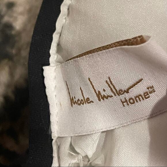 Nicole Miller Halloween Cat Pumpkin Accent Throw Pillows Set Embroidered Beaded - Picture 4 of 8